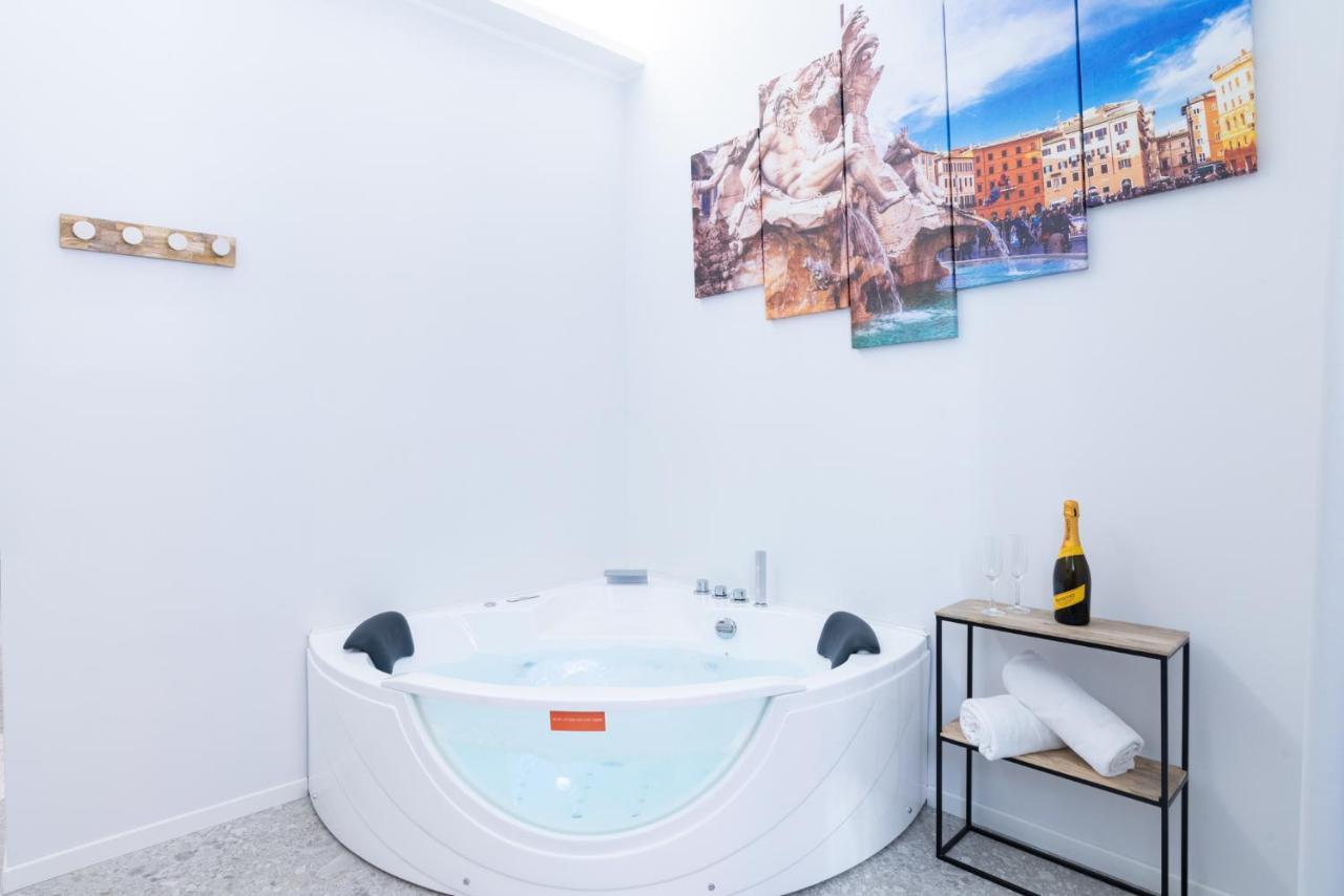 White Home Suite And Rooms Rom Exteriör bild